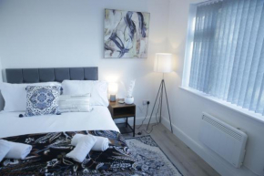 Cozy Stay Near Luton Airport 4 Min Drive